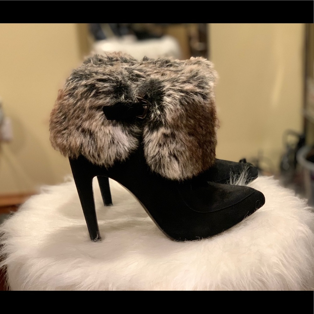 Via Spiga Ankle Boots - Size 8.5